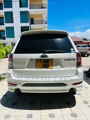 Subaru Forester 2009 White