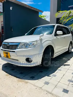 Subaru Forester 2009 White