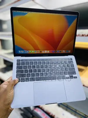 Laptop Apple MacBook Pro 2020 16GB Intel Core I5 SSD 512GB