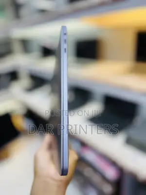 Laptop Apple MacBook Pro 2020 16GB Intel Core I5 SSD 512GB