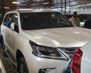 Lexus LX 2022 Pearl