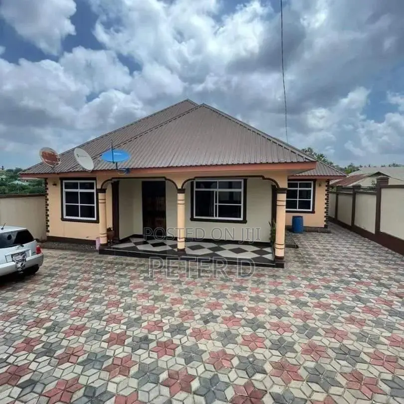 3bdrm House in Bunju for sale