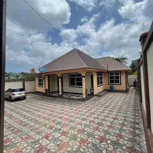 3bdrm House in Bunju for sale