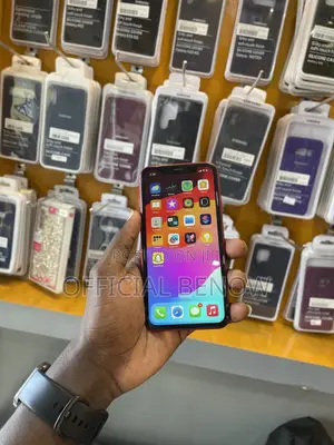 Apple iPhone 11 128 GB Red