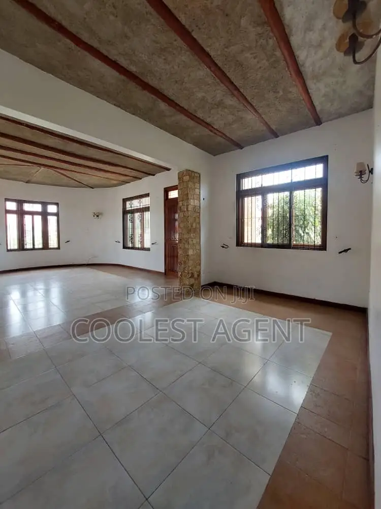 3bdrm House in Tegeta, Kinondoni for sale