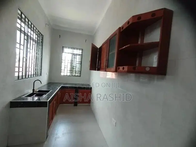 2bdrm Apartment in Kimara for rent