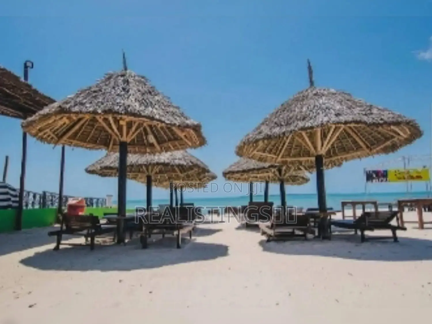 Mbezi Beach: 4 Star Operating Beach Hotel Inauzwa - Dar