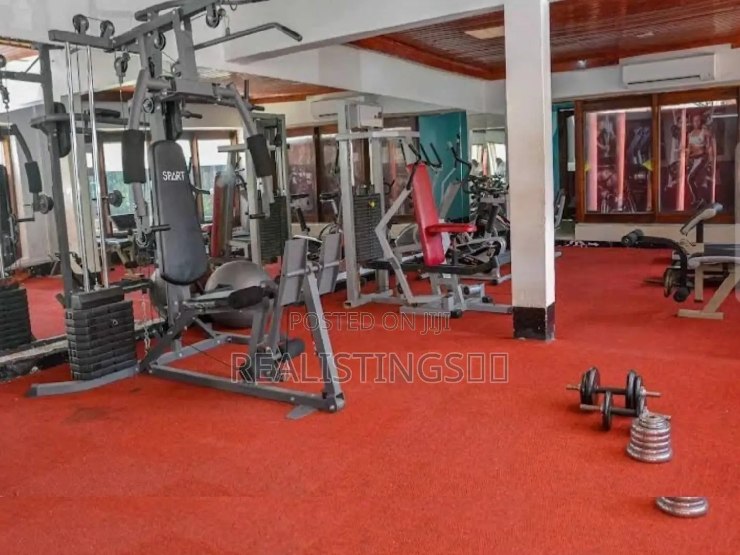 Mbezi Beach: 4 Star Operating Beach Hotel Inauzwa - Dar