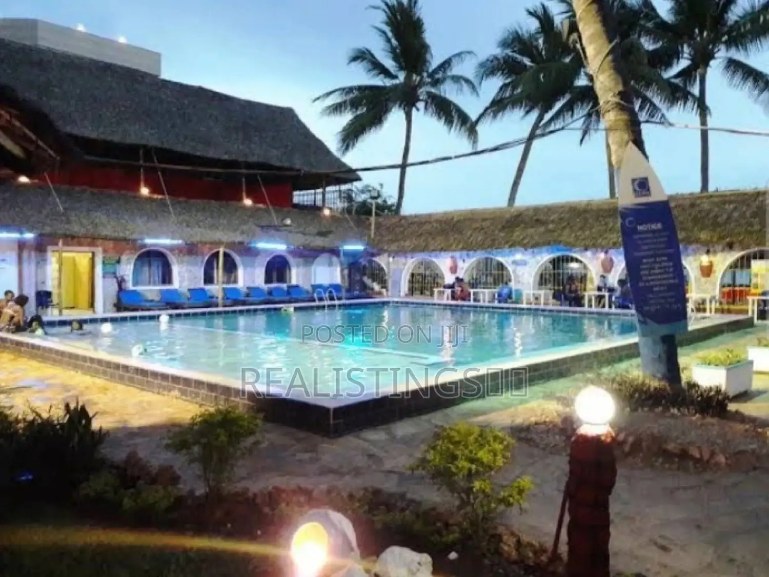 Mbezi Beach: 4 Star Operating Beach Hotel Inauzwa - Dar