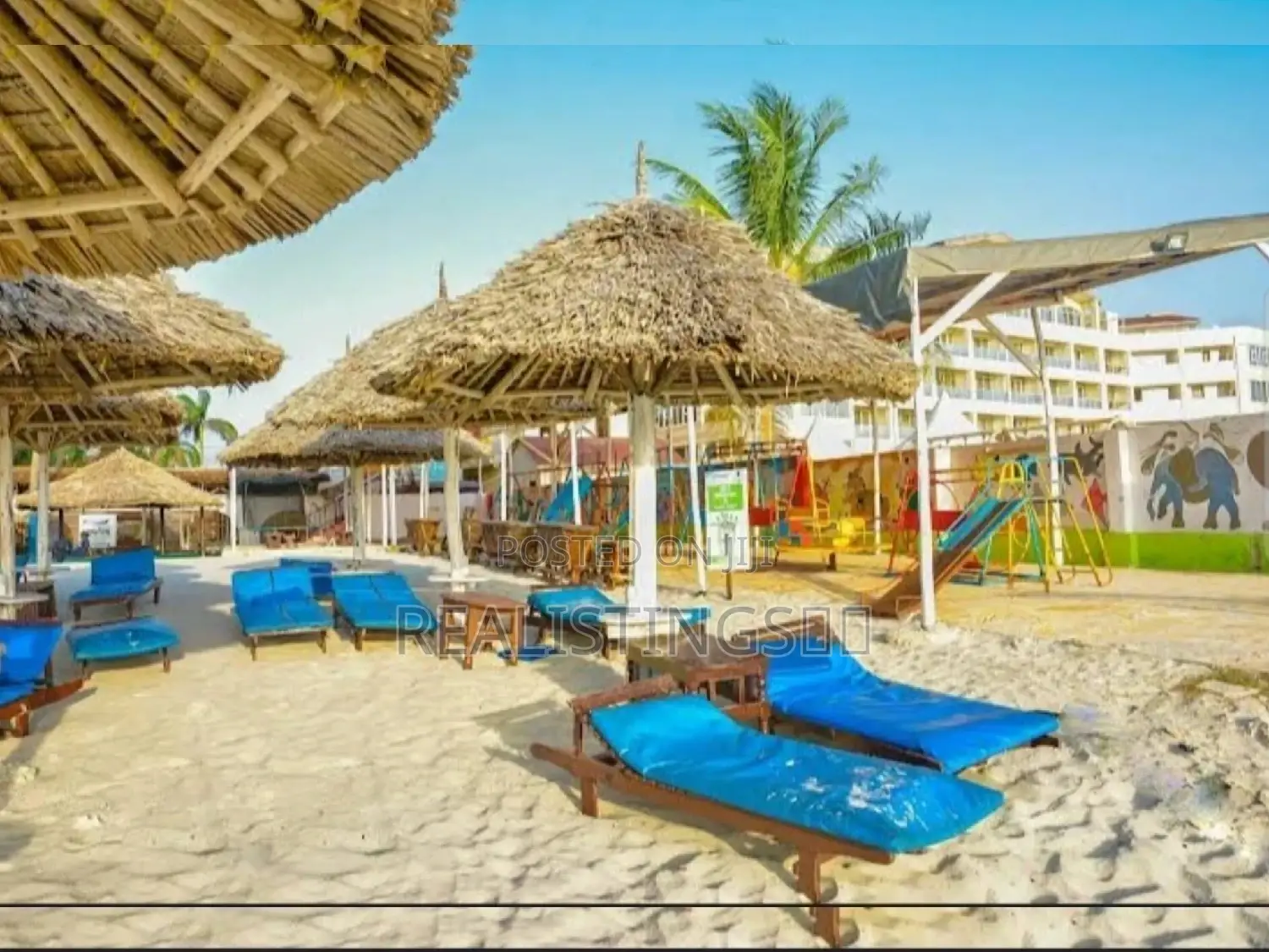 Mbezi Beach: 4 Star Operating Beach Hotel Inauzwa - Dar