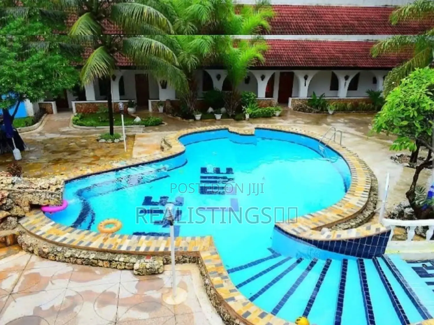 Mbezi Beach: 4 Star Operating Beach Hotel Inauzwa - Dar