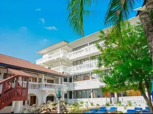 Mbezi Beach: 4 Star Operating Beach Hotel Inauzwa - Dar