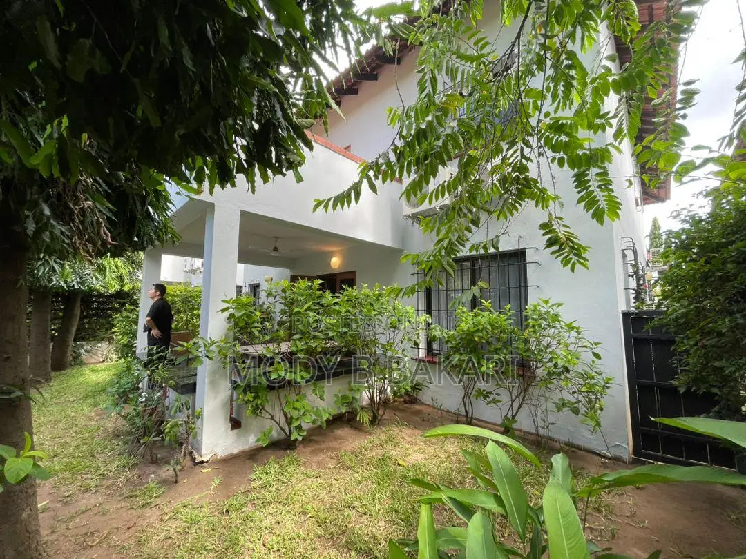 Furnished 4bdrm Villa in Oyster Bay for rent