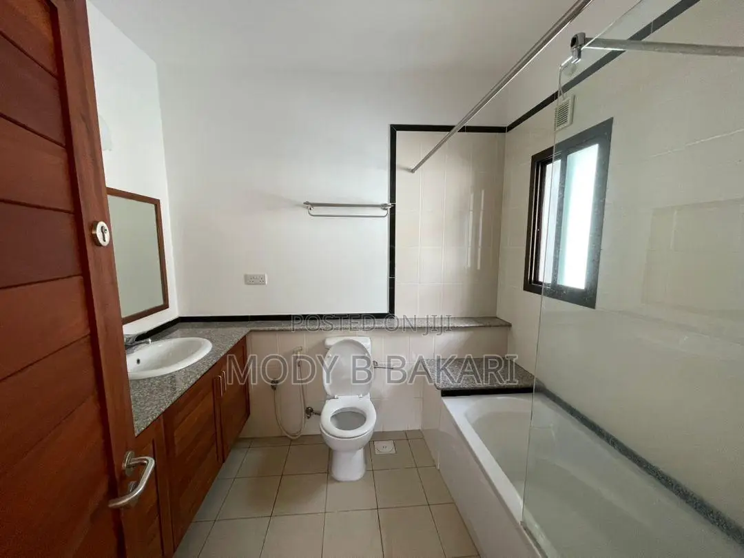 Furnished 4bdrm Villa in Oyster Bay for rent