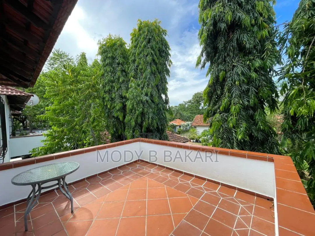 Furnished 4bdrm Villa in Oyster Bay for rent