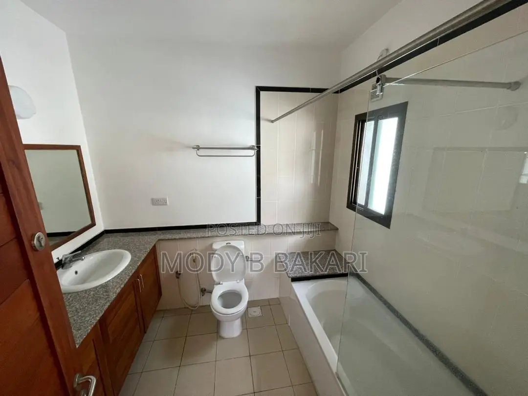 Furnished 4bdrm Villa in Oyster Bay for rent