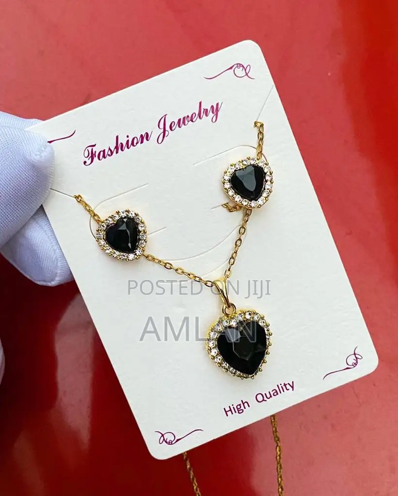 Neckless Jawellery