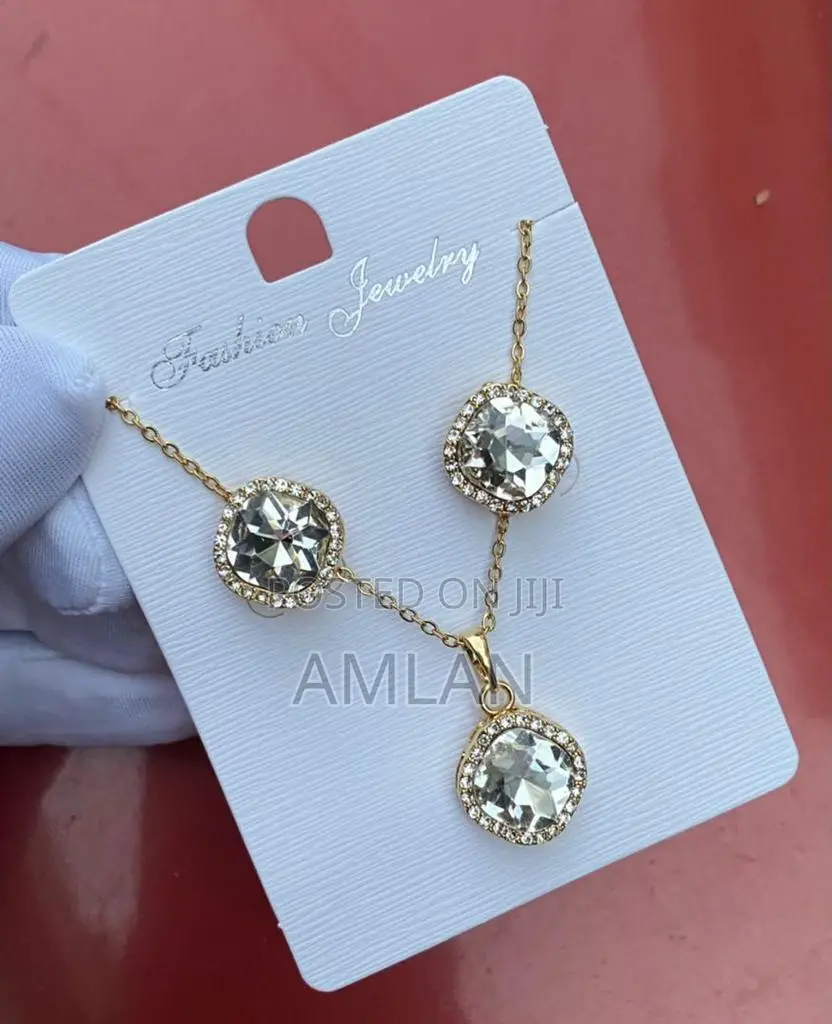 Neckless Jawellery