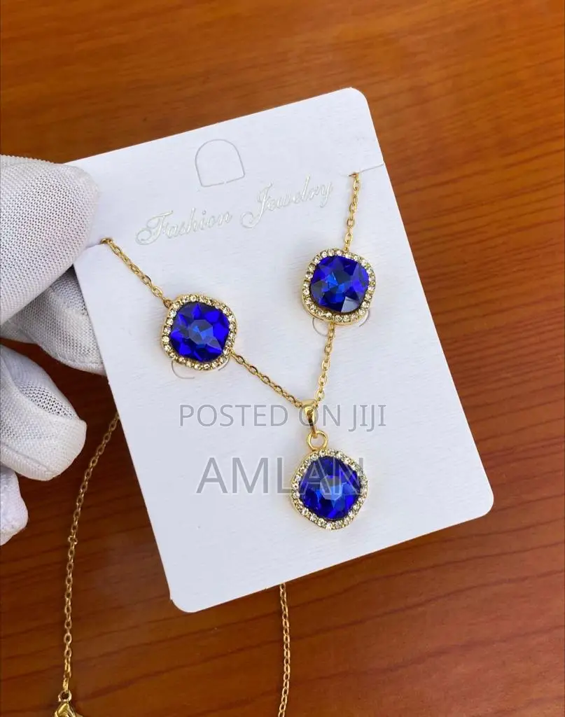 Neckless Jawellery