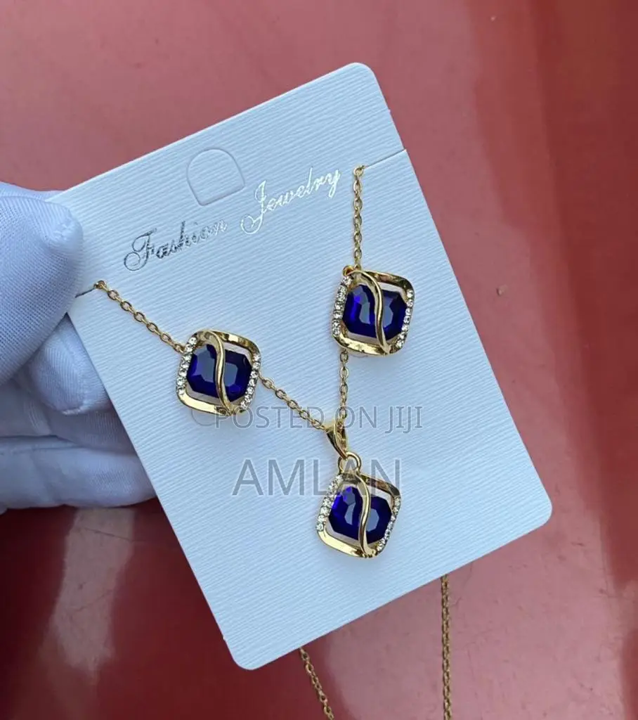 Neckless Jawellery
