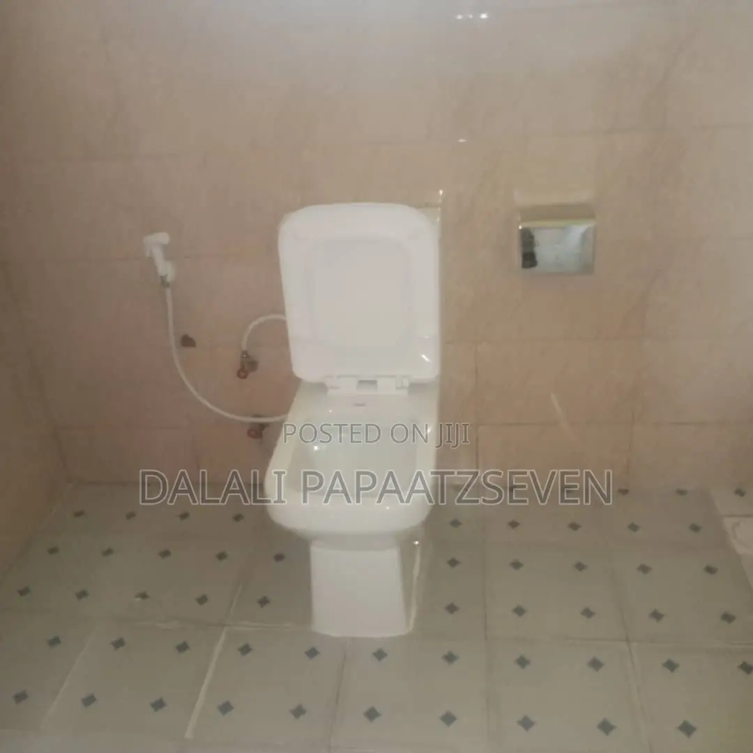 3bdrm Apartment in Dalalipapaatzseven, Kinondoni for rent