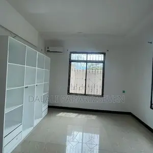 3bdrm House in Dalalipapaatzseven, Kinondoni for rent