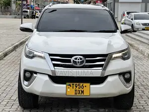 Toyota Fortuner 2016 White