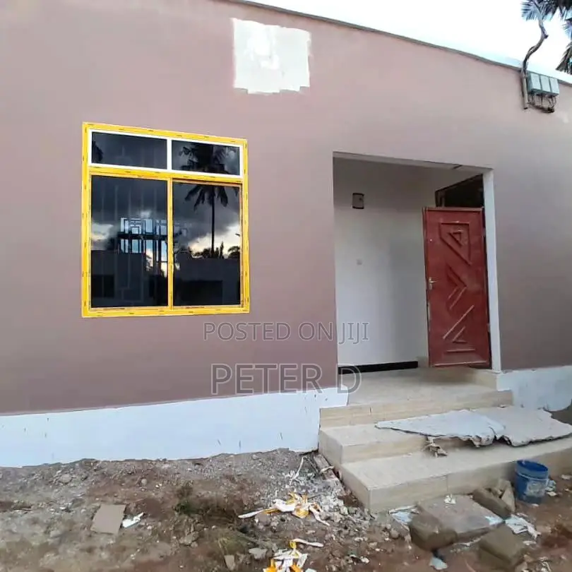 1bdrm Apartment in Kimara for rent
