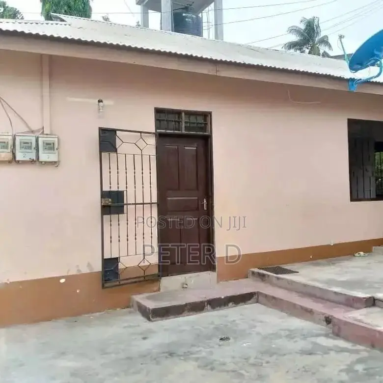 1bdrm Apartment in Kimara for rent