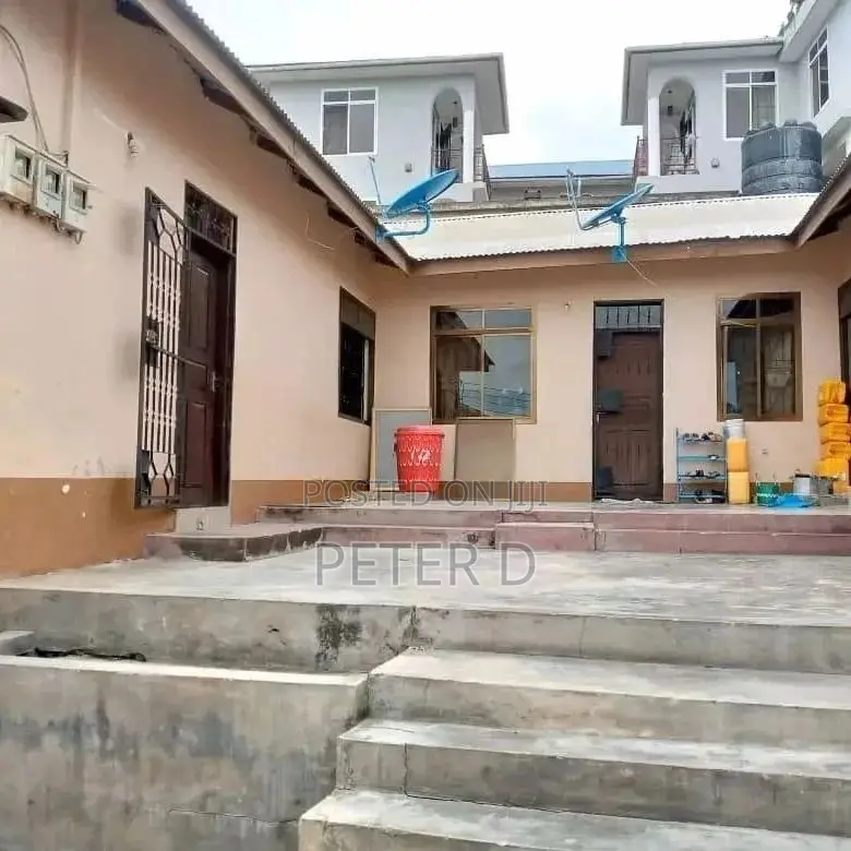 1bdrm Apartment in Kimara for rent