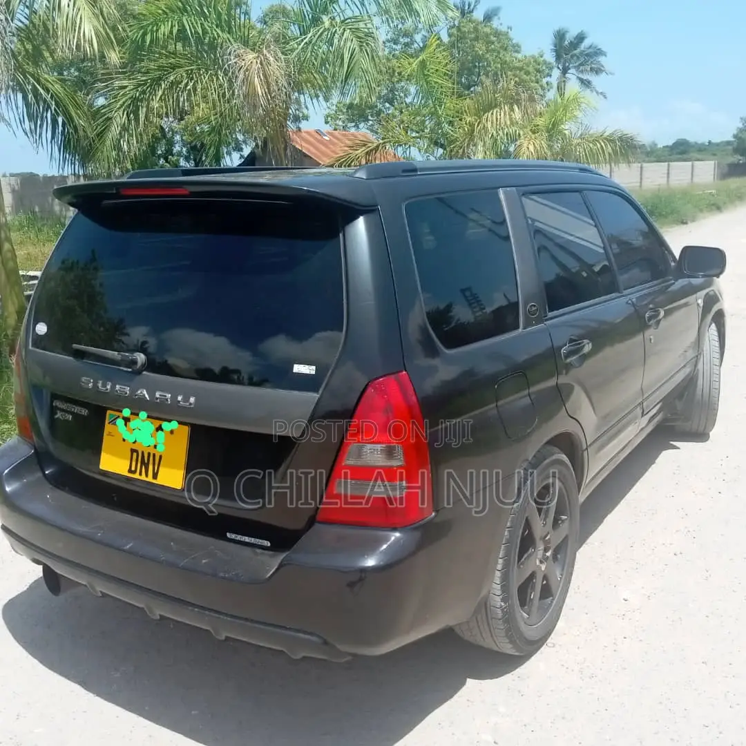 Subaru Forester 2000 Black