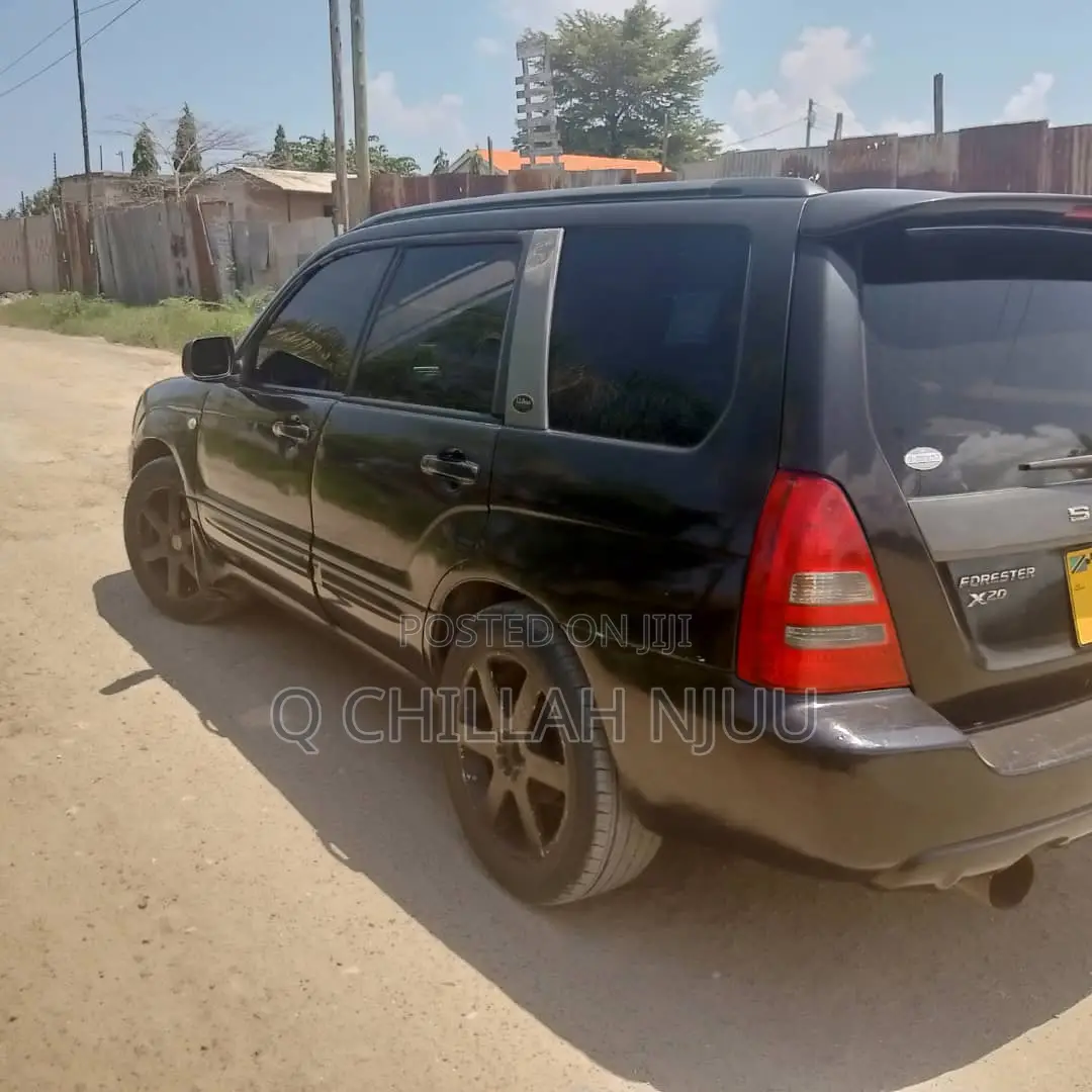 Subaru Forester 2000 Black