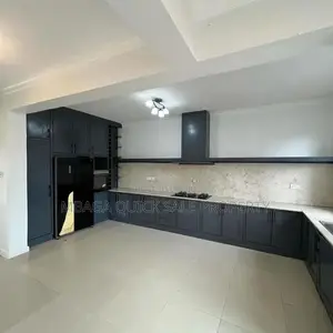 4bdrm House in Mbez Beach for rent