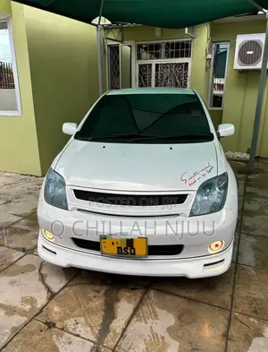 Toyota IST 2005 White