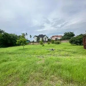 1000 SQM Plot for Sale at Ununio Beach