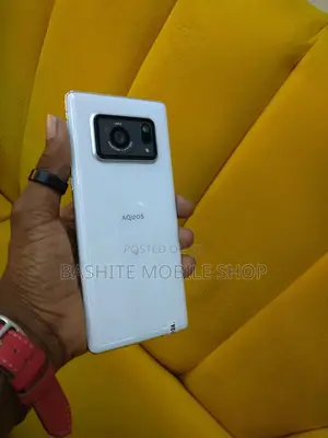 Sharp Aquos zero6 128 GB