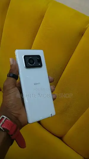 Sharp Aquos zero6 128 GB