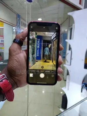 Apple iPhone 11 64 GB Red