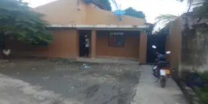 3bdrm Bungalow in Msasani Beach for rent