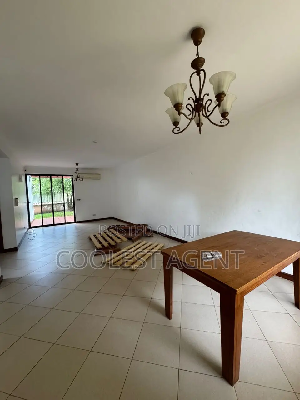 3bdrm Villa in Mbezibeach, Kinondoni for rent