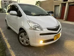 Toyota Ractis 2006 White
