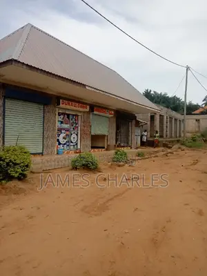 8bdrm House in Chanika for sale