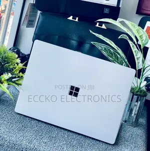 Laptop Microsoft Surface Laptop 2 8GB Intel Core I5 SSD 256GB