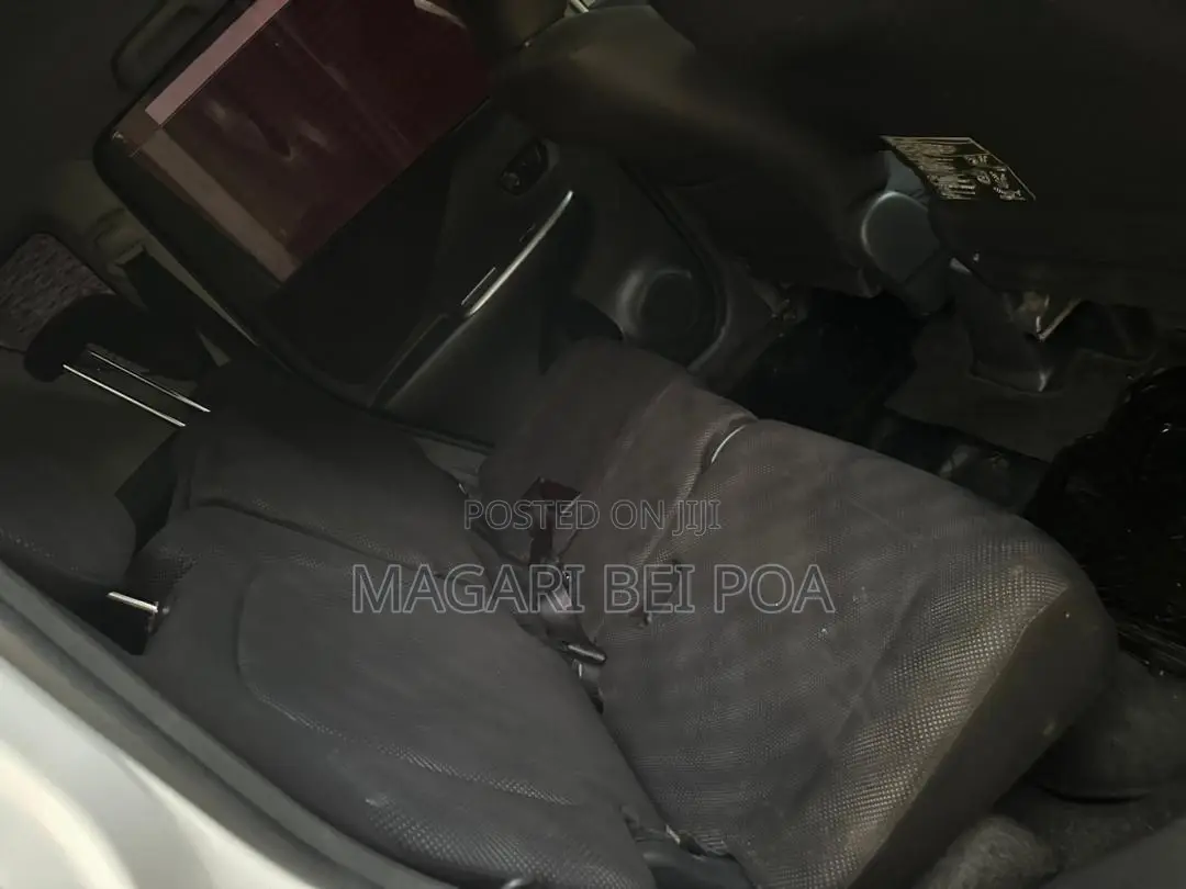Toyota Ractis 2017 White
