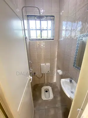 2bdrm Apartment in Dalalipapaatzseven, Bunju for rent