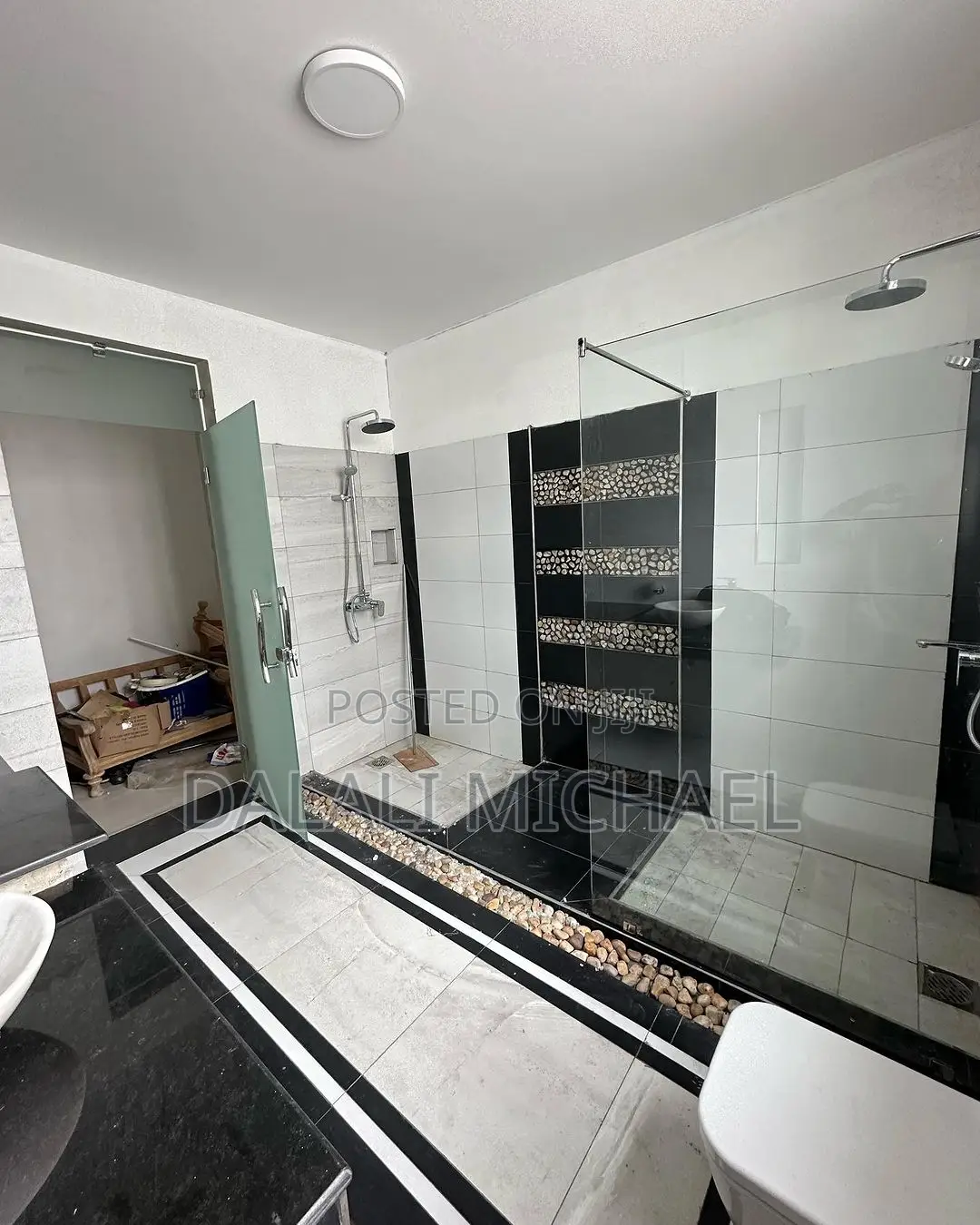 5bdrm Villa in Mikocheni for rent