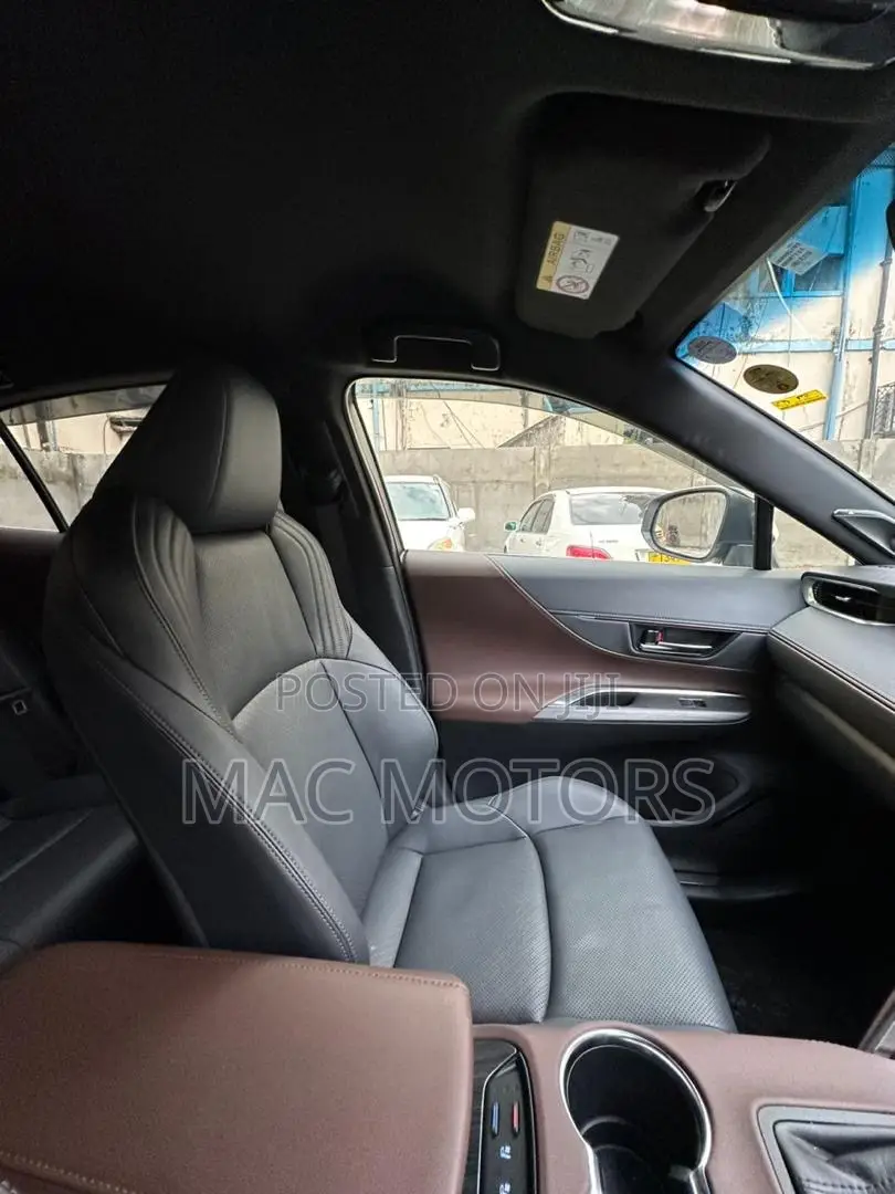 Toyota Harrier 2022 White