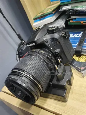 Nikon D7100 Lens 18-105mm