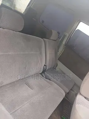 Toyota Voxy 2001 Silver