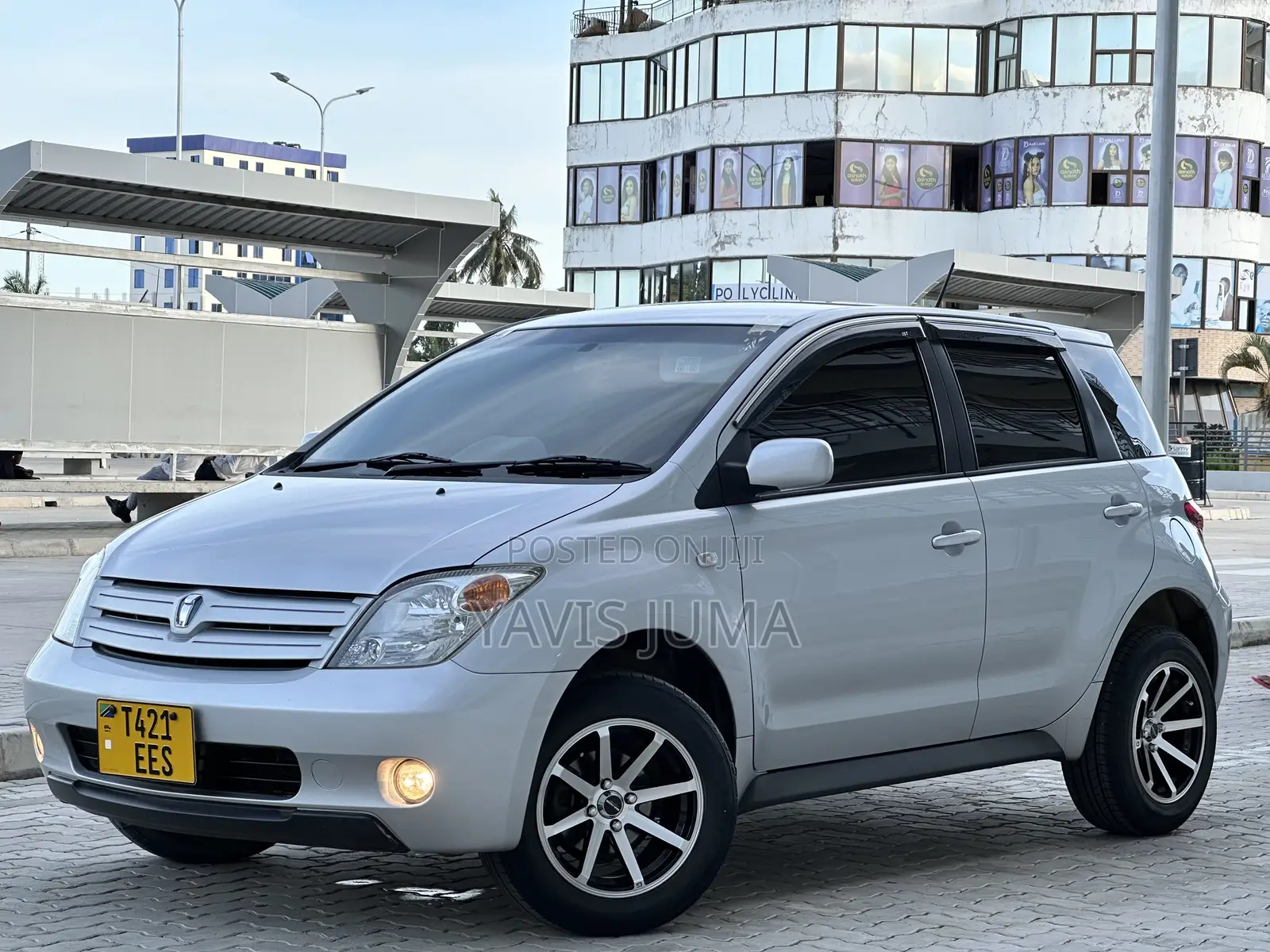 Toyota IST 2005 Silver